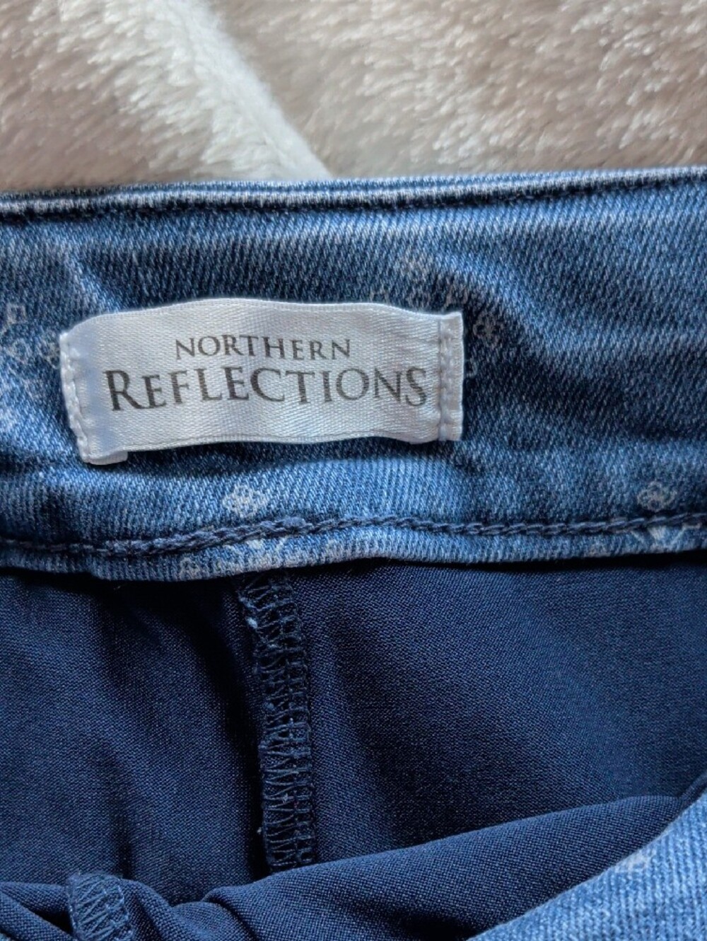 Northern Reflections Blue Printed Mini Skirt - Picture 2 of 4